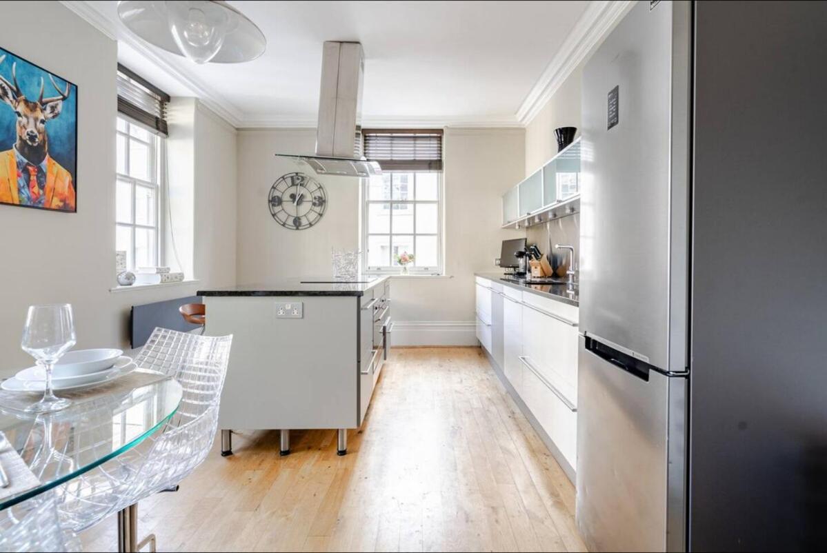 Lux 3 Bedroom Covent Garden Londra