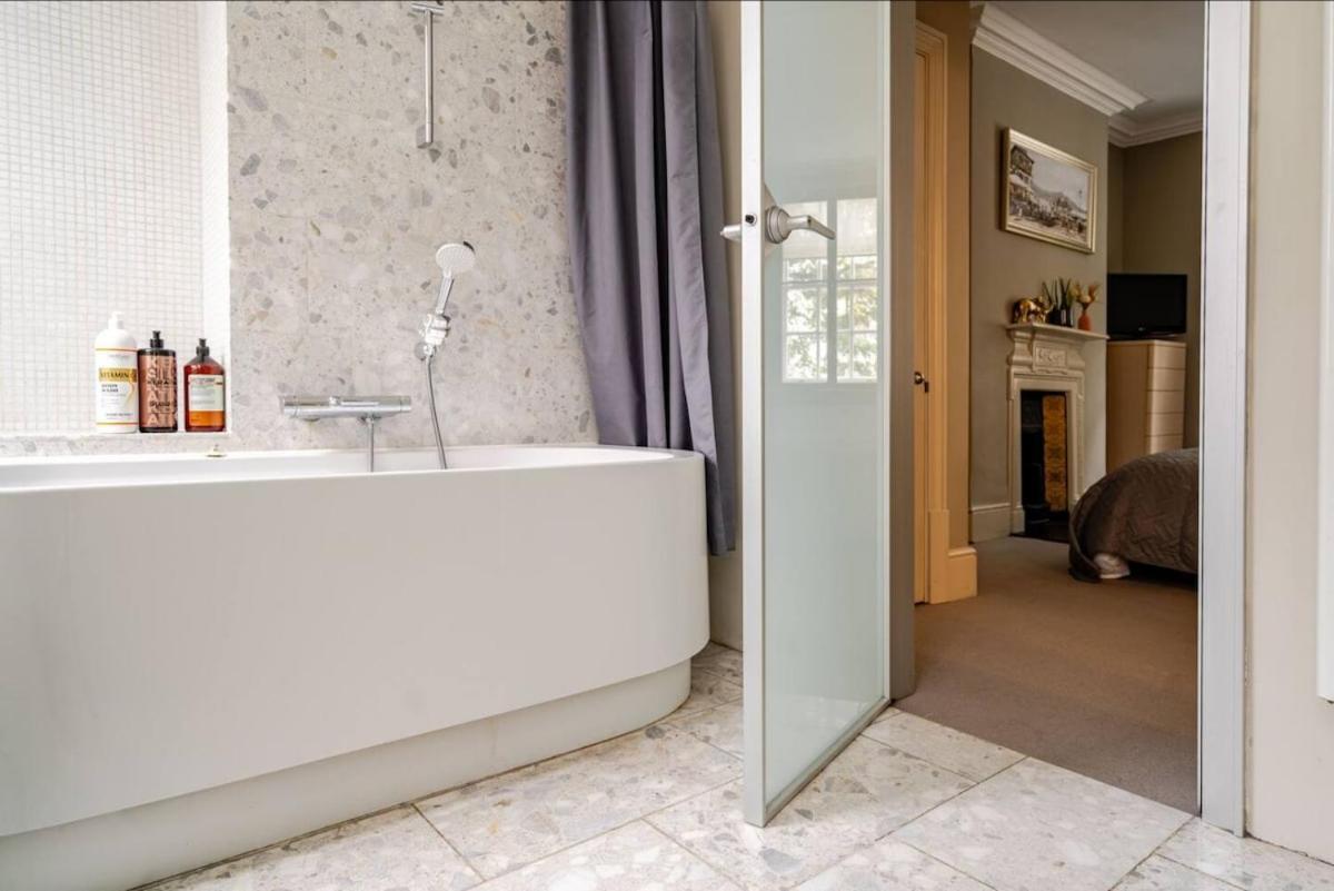Lux 3 Bedroom Covent Garden * Londra